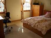 15-BED-CIMG3338.JPG Thumbnail